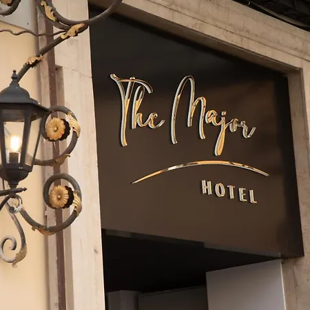 The Major 4*