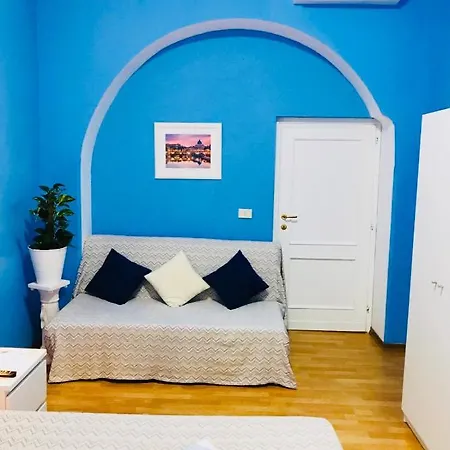 Kambal Maison * Rome
