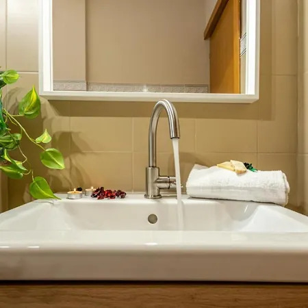 Bubbles A Piazza Trilussa In Trastevere Apartment Rome