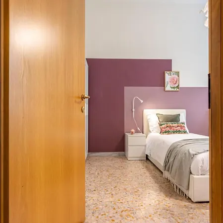 Bubbles A Piazza Trilussa In Trastevere Apartment *