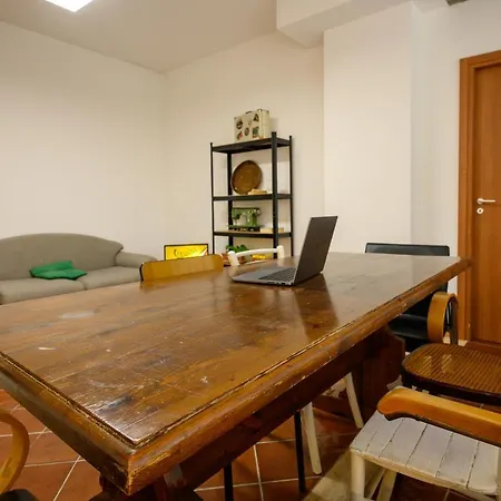 Torre Di Pratolungo 3* Roma