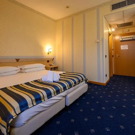 Hotel Torre Di Pratolungo 3*