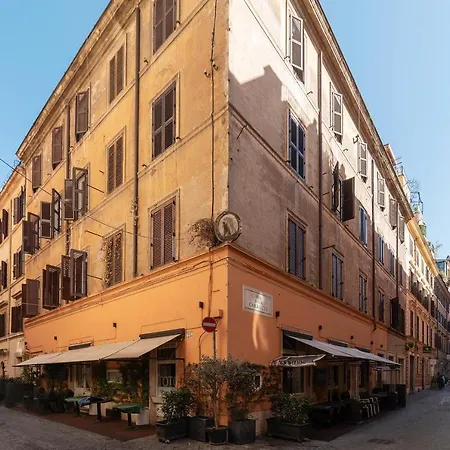 Apartment Spanish Steps Corner