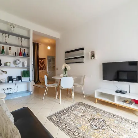 Vatican Corner Family Apartment *