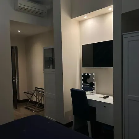 Relais Piazza Del Popolo 3*