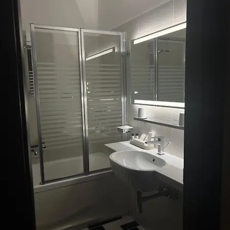 Relais Piazza Del Popolo 3*