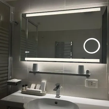 Relais Piazza Del Popolo לינה וארוחת בוקר 3*