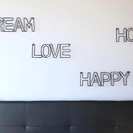 Kiss Me Luxury Bed & Breakfast 2*