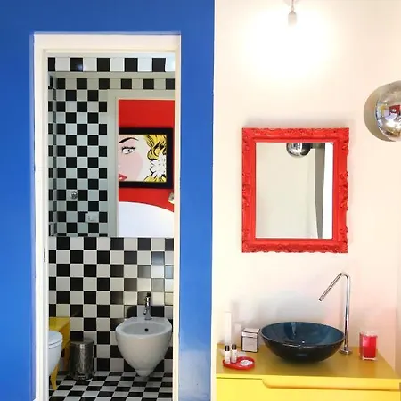 Kiss Me Luxury Bed & Breakfast 2*