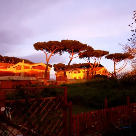 Casetta Nel Parco Di *