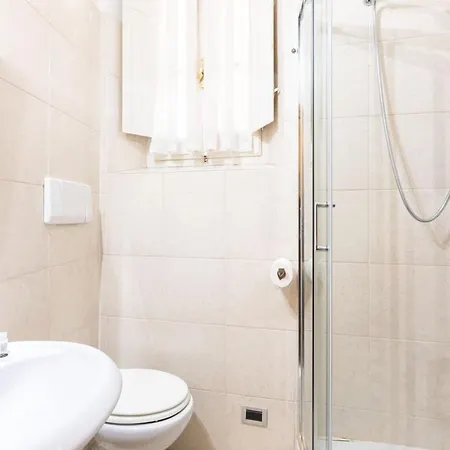 Toniolo Two Bedroom Two Bath Rome