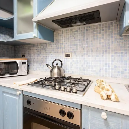 Toniolo Two Bedroom Two Bath Rome