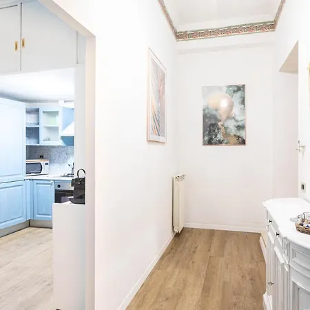 Toniolo Two Bedroom Two Bath Rome