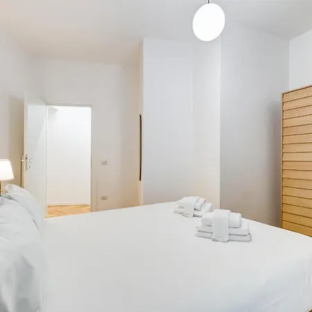 Apartment In The Heart Of The