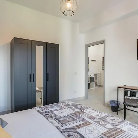 Apartment Cinema House In Cinecitta Rome