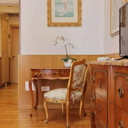 Sonnino Guest house 2*