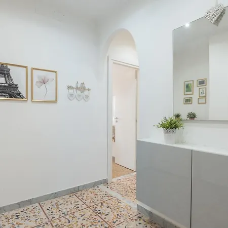 Apartmán Cinecitta Gem Flat With Veranda *
