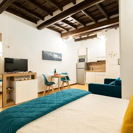 Lovely Nest By The Pantheon Apartmán *