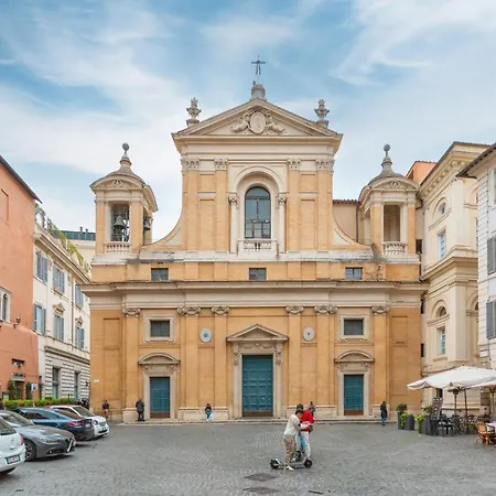 Lovely Nest By The Pantheon Apartmán