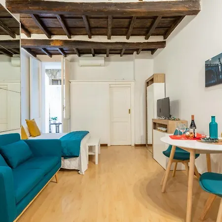 Apartmán Lovely Nest By The Pantheon