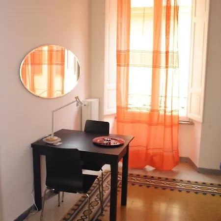 Galilei Bed & Breakfast 2*