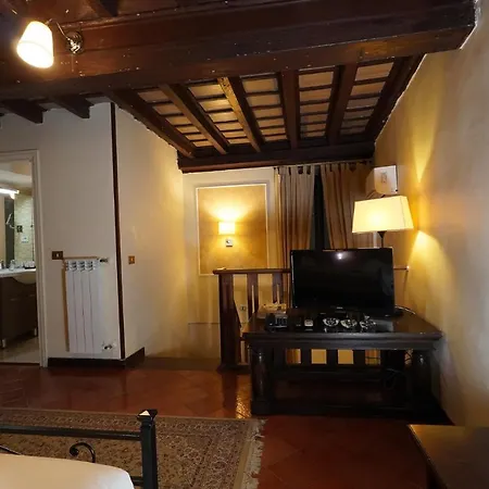 Mgpgroup Center Hot Spot Apartment Rom