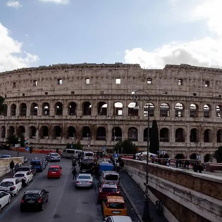 Myway Colosseo Apartment *