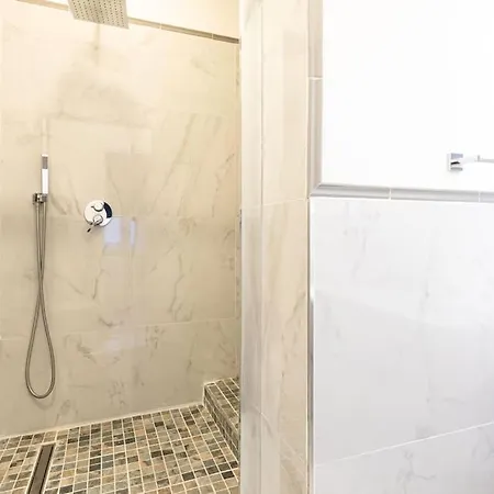 Trastevere Silver King Jacuzzisuite -topcollection Apartment *