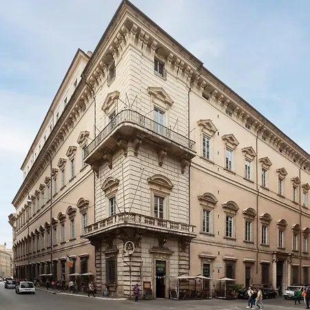 Palazzo Altieri Elegant Lägenhet