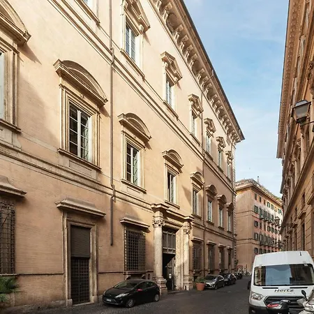 Palazzo Altieri Elegant Apartment *
