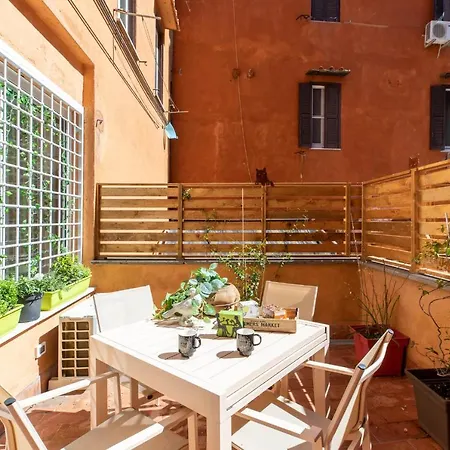 Apartment Iflat Shiny Loft In Trastevere *