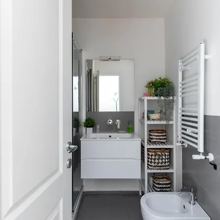 Iflat Shiny Loft In Trastevere Apartment