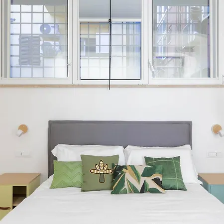 Iflat Shiny Loft In Trastevere *