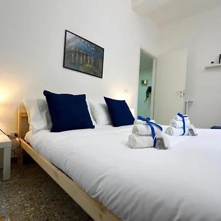 Cinecitta Luxury Flat Metro A * Rome