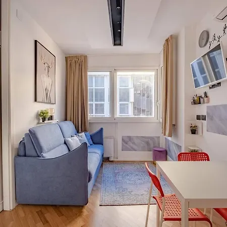 Modern At San Giovanni Apartment *