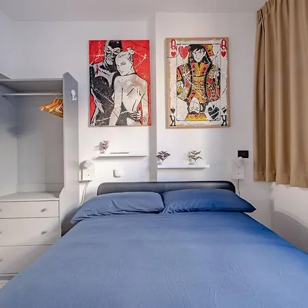 Modern At San Giovanni Apartment Rome