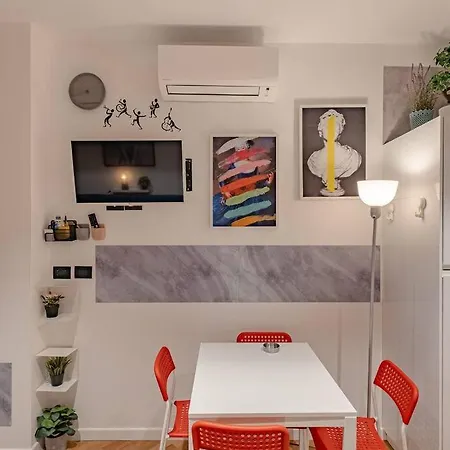 Modern At San Giovanni Apartamento