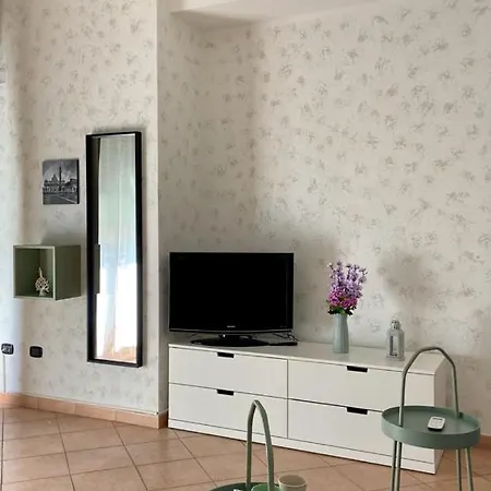 Open - Metro A Holiday home