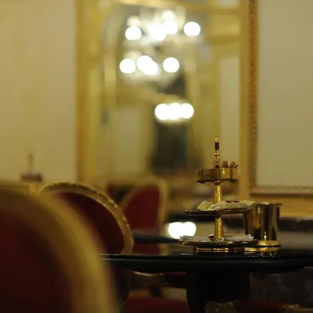 Des Epoques Hotel