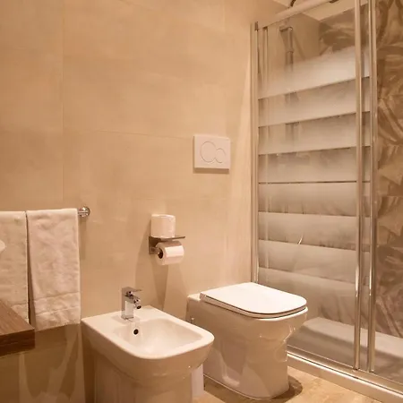 Domus Napoleone 3*