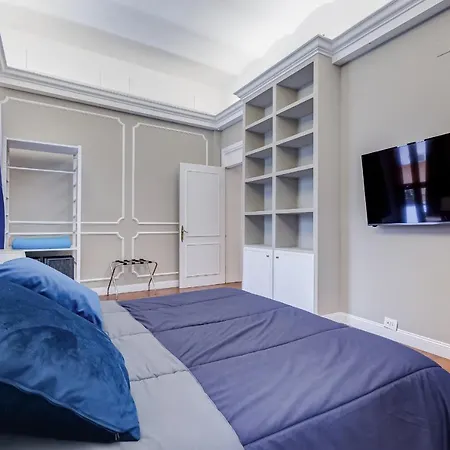 Spanish Garden Apartment *