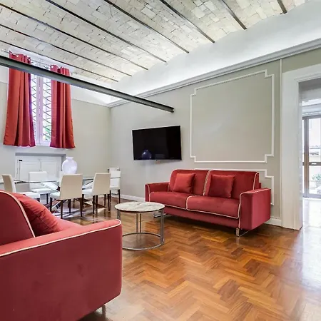 Spanish Garden Apartment *