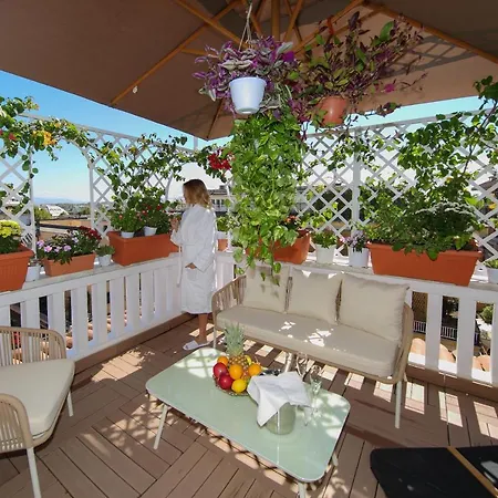 Carpegna 92 Wellness E Apartamento