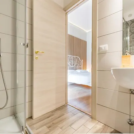 Bed & Breakfast Un Attimo A Rome