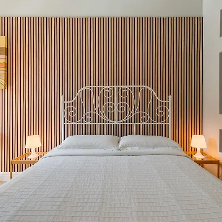 Un Attimo A Bed & Breakfast