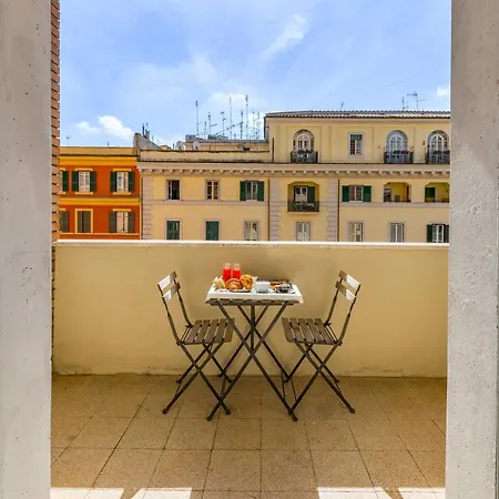 Un Attimo A Bed & Breakfast Rome