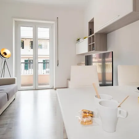 Apartment Mr. Brown - Camillo Rome