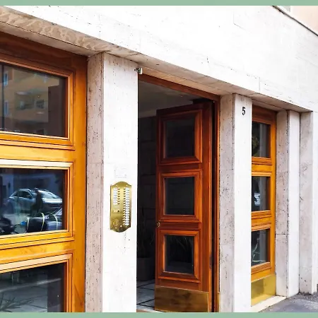 Romesweetrome Apartment
