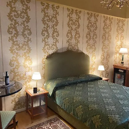 Venus Guest house *
