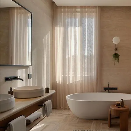 Six Senses 5*